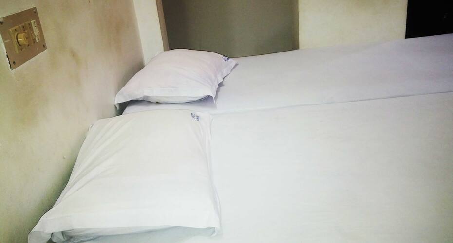 Hasthinapuri Inn, Kozhikode 3